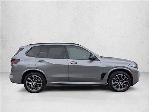 Certified 2025 BMW X5 M60i w/ Climate Comfort Package AWD/4WD image 3