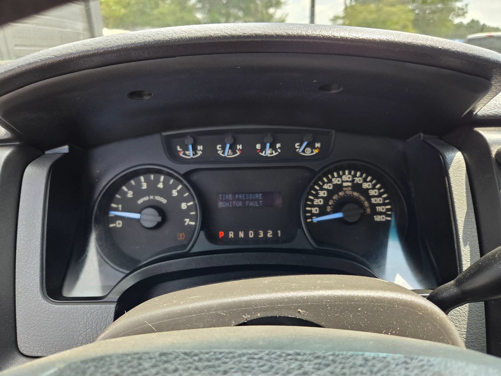 Used 2011 Ford F150 XL RWD image 14