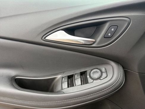 Used 2021 Buick Encore GX Preferred FWD image 4