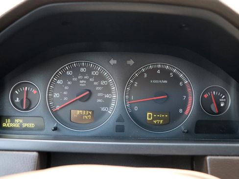 Used 2010 Volvo XC90 3.2 image 13