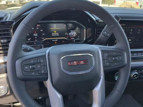 Certified 2024 GMC Sierra 1500 SLE image 3