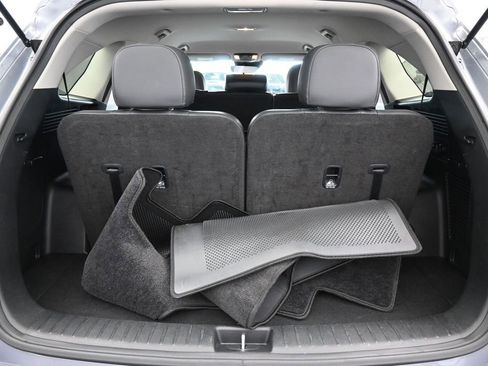 Used 2025 Kia Sorento S FWD image 38