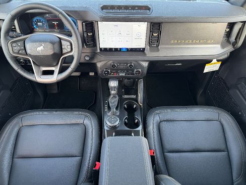 New 2026 Ford Bronco Badlands AWD/4WD image 10