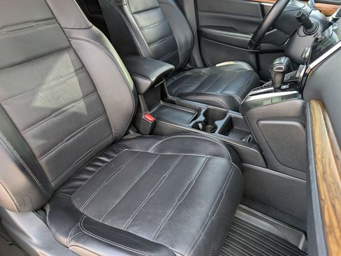 Used 2018 Honda CR-V Touring image 23