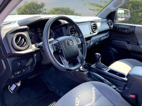 Used 2021 Toyota Tacoma SR w/ SR Convenience Package RWD image 17