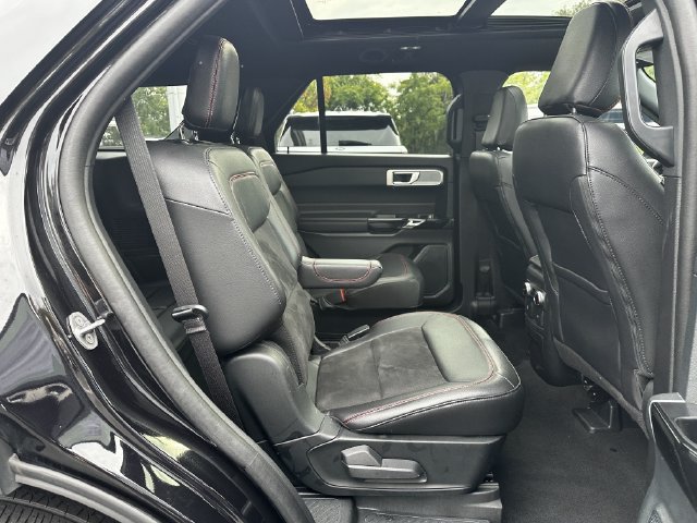 Certified 2023 Ford Explorer ST-Line w/ Class IV Trailer Tow Package AWD/4WD image 37