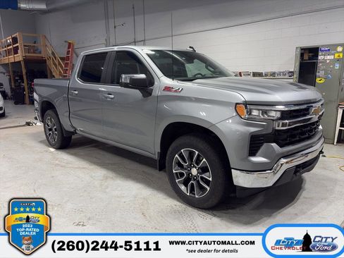 Used 2023 Chevrolet Silverado 1500 LT image 1