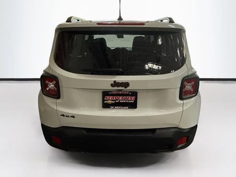 Used 2016 Jeep Renegade 75th Anniversary AWD/4WD image 7