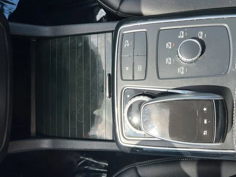 Used 2017 Mercedes-Benz GLE 350 4MATIC w/ Premium 2 Package image 29