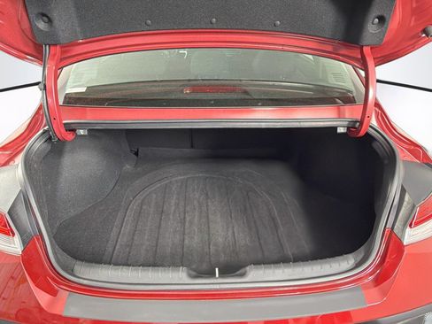 Used 2025 Hyundai Elantra SEL FWD image 31