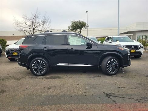 New 2026 Nissan Rogue Platinum w/ Platinum Premium Package image 4