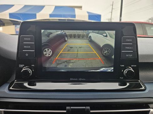 Used 2021 Kia Seltos S image 28