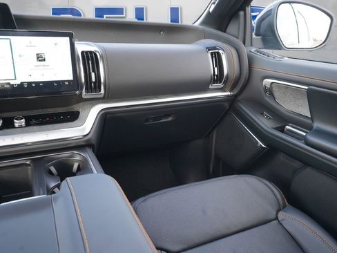 New 2026 Ford Expedition Tremor image 33