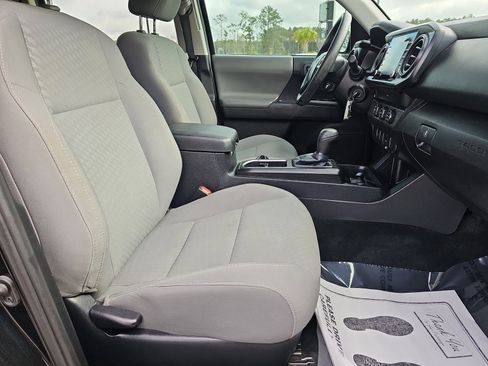 Used 2021 Toyota Tacoma SR w/ SR Convenience Package image 10