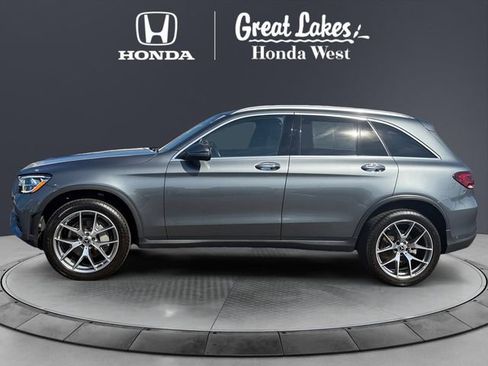 Used 2021 Mercedes-Benz GLC 300 4MATIC image 2