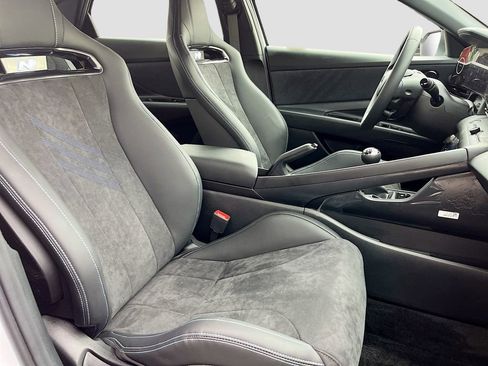 Used 2025 Hyundai Elantra N FWD image 28