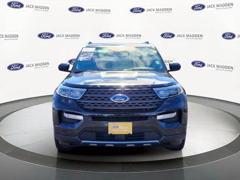 Certified 2023 Ford Explorer XLT w/ Equipment Group 202A AWD/4WD image 8