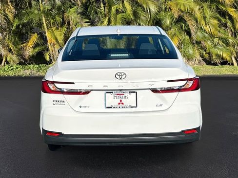 Used 2025 Toyota Camry LE image 6