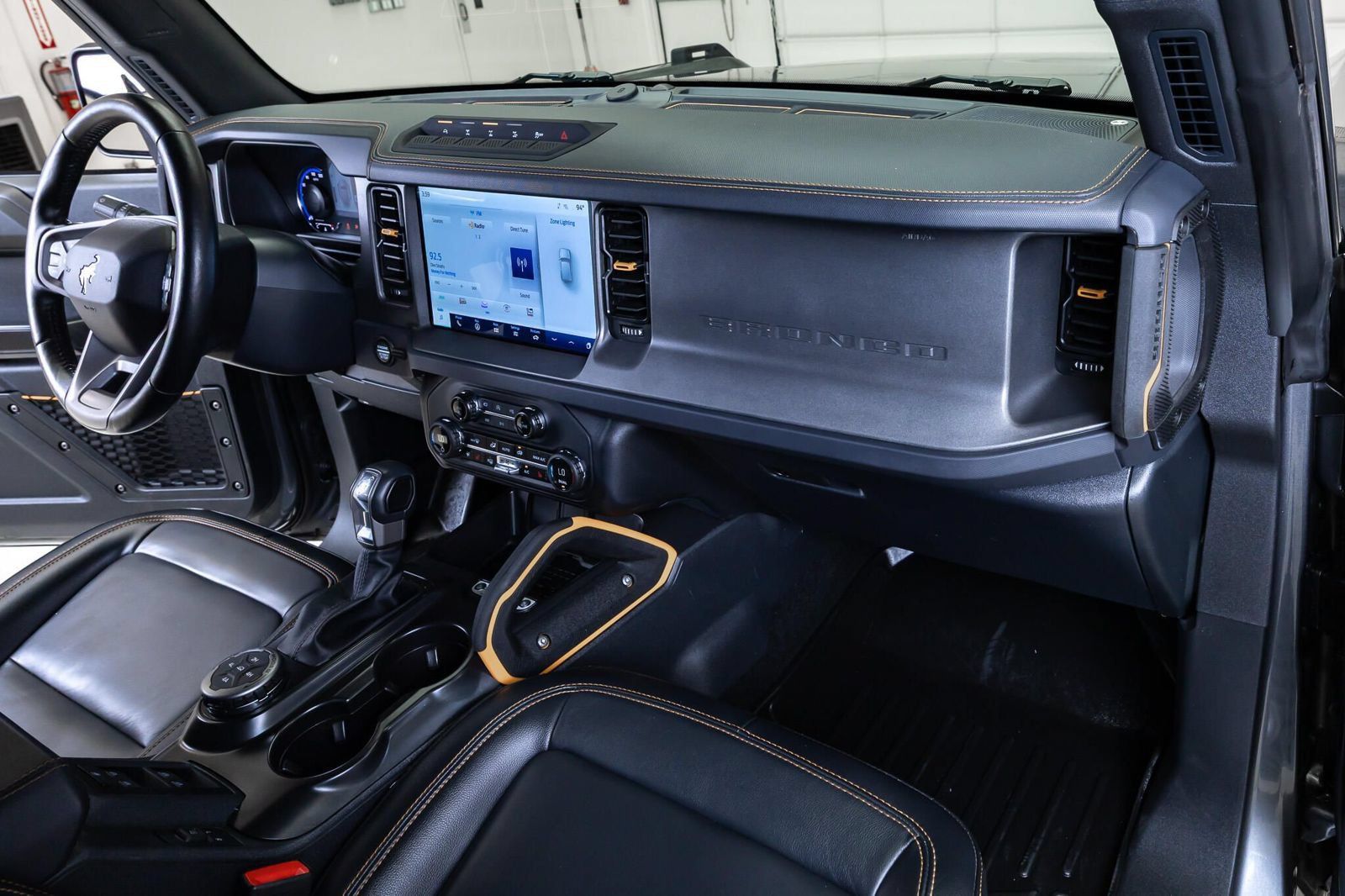 Used 2024 Ford Bronco Badlands AWD/4WD image 15