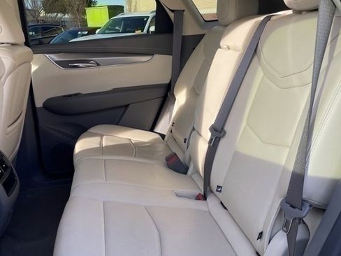 Used 2020 Cadillac XT5 Premium Luxury w/ LPO, Floor Liner Package image 16