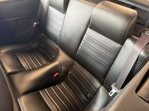 Used 2007 Ford Mustang Shelby GT500 RWD image 18