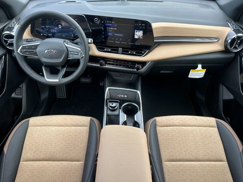 Used 2026 Chevrolet Equinox ACTIV AWD/4WD image 15
