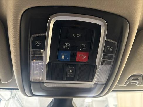 Used 2023 RAM 2500 Laramie AWD/4WD image 25