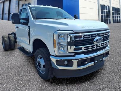 New 2025 Ford F350 XL w/ XL Chrome Package