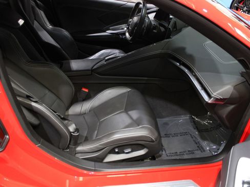 Used 2021 Chevrolet Corvette Stingray Coupe w/ 1LT RWD image 15