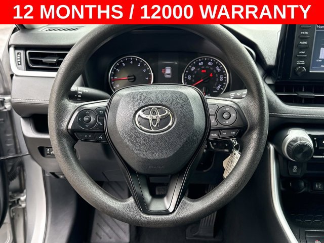 Used 2019 Toyota RAV4 LE FWD image 18