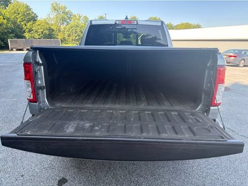 Used 2021 RAM 1500 Big Horn AWD/4WD image 18