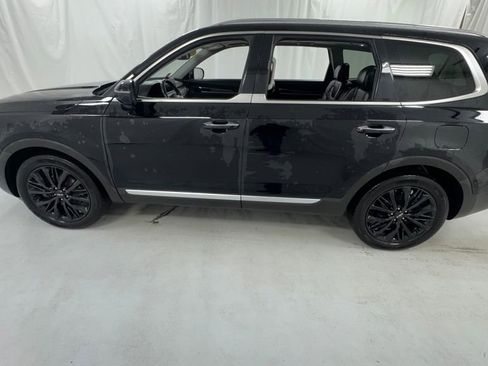 Used 2022 Kia Telluride SX w/ SX Prestige Package AWD/4WD image 6