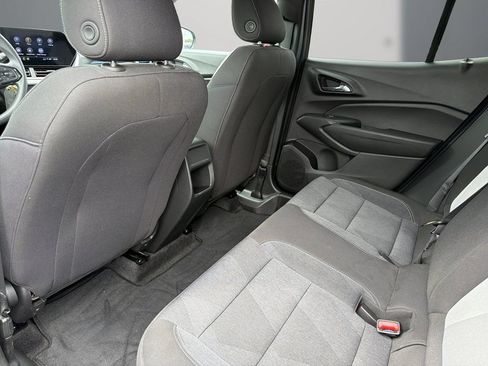 Certified 2024 Chevrolet Trax LS w/ LS Convenience Package FWD image 16