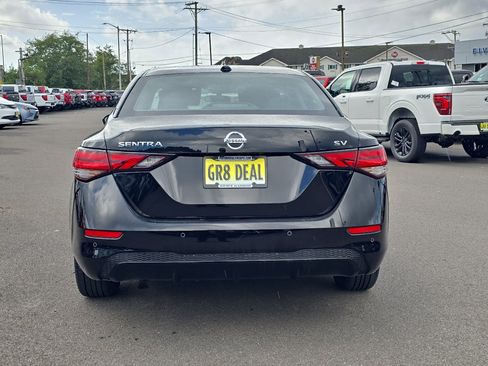 Used 2023 Nissan Sentra SV image 8