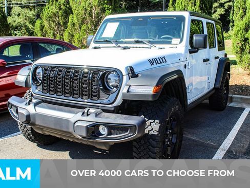 Used 2025 Jeep Wrangler Unlimited Sport AWD/4WD image 3