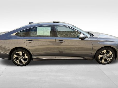 Used 2020 Honda Accord EX-L image 4