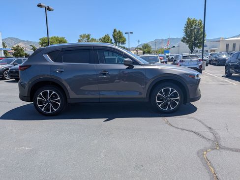 Used 2022 MAZDA CX-5 AWD 2.5 S w/ Premium Package image 2