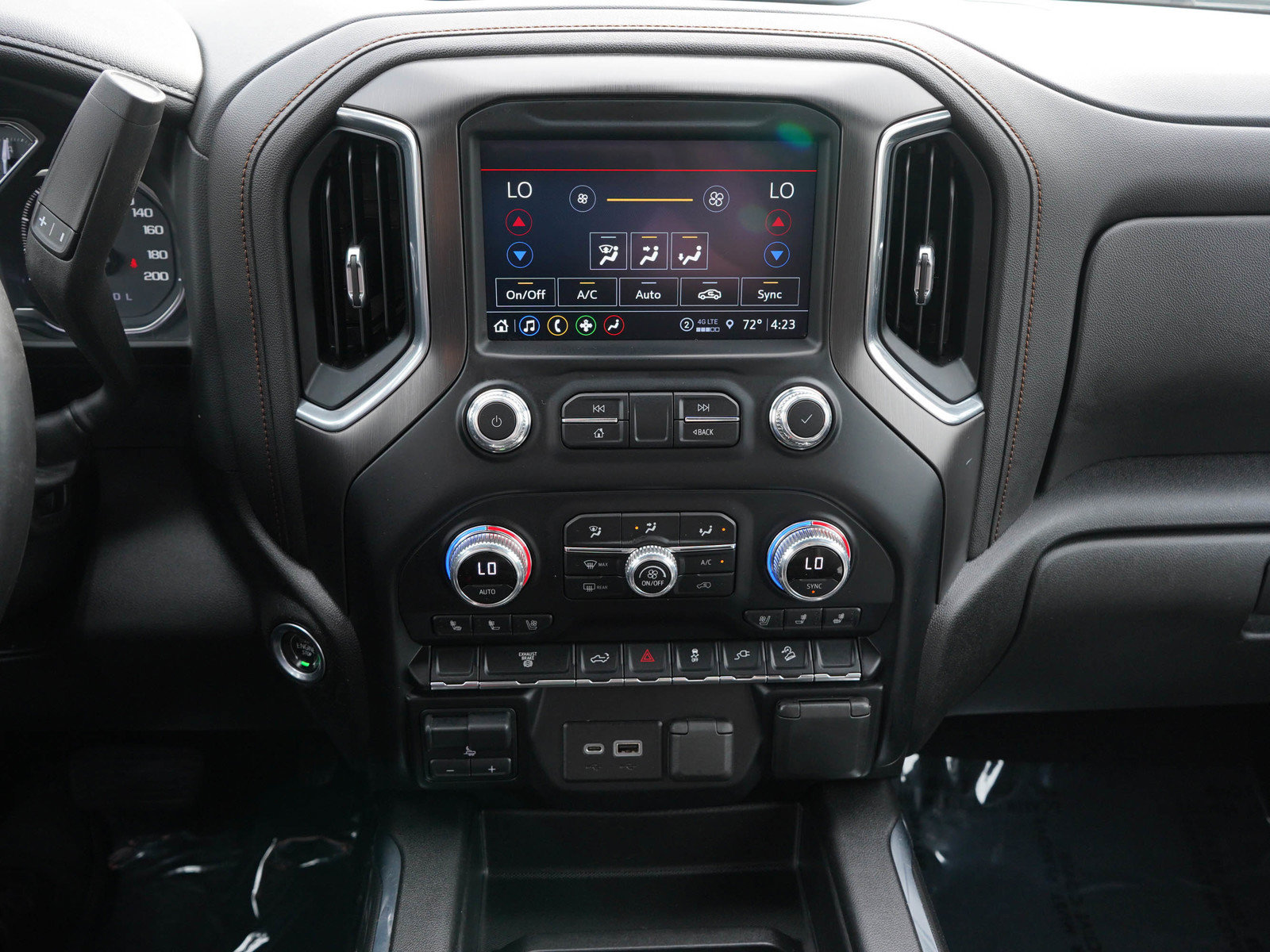 Used 2022 GMC Sierra 2500 AT4 w/ Gooseneck/5TH Wheel Package AWD/4WD image 23