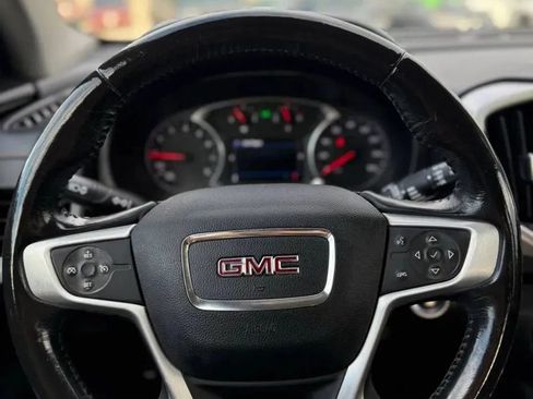 Used 2018 GMC Terrain SLE w/ Driver Convenience Package AWD/4WD image 10