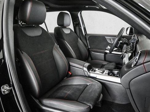 Certified 2024 Mercedes-Benz EQB 300 4MATIC image 23
