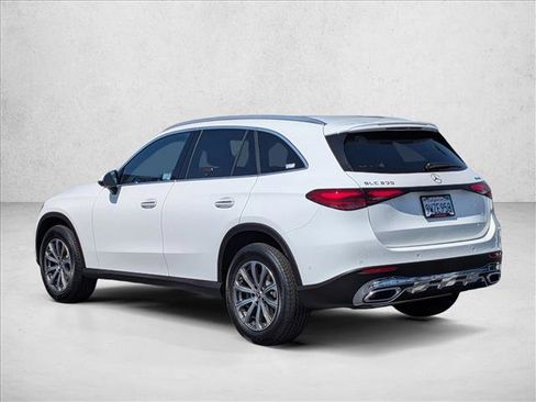 Used 2026 Mercedes-Benz GLC 300 4MATIC image 8
