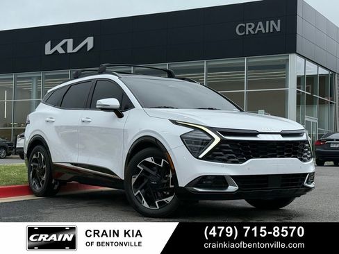 Certified 2025 Kia Sportage SX FWD image 1