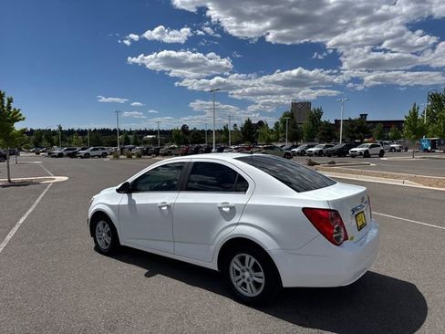 Used 2016 Chevrolet Sonic LT w/ Driver Confidence Package FWD image 5
