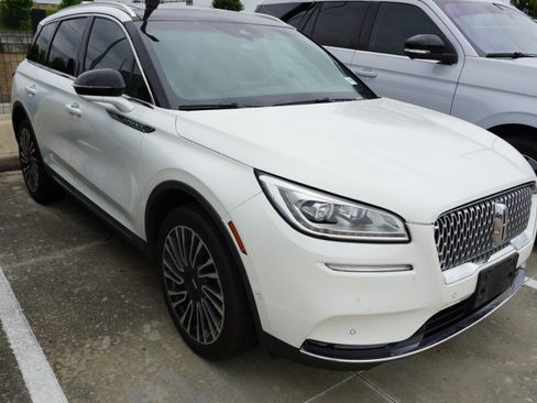 Used 2021 Lincoln Corsair Reserve w/ Equipment Group 201A FWD image 3