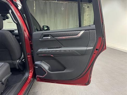 New 2026 GMC Acadia Elevation w/ LPO, Floor Liner Package AWD/4WD image 15