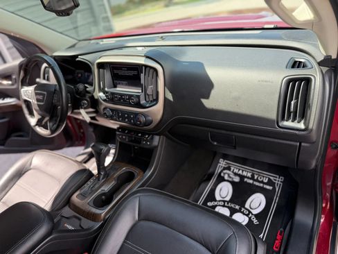 Used 2017 GMC Canyon Denali RWD image 16
