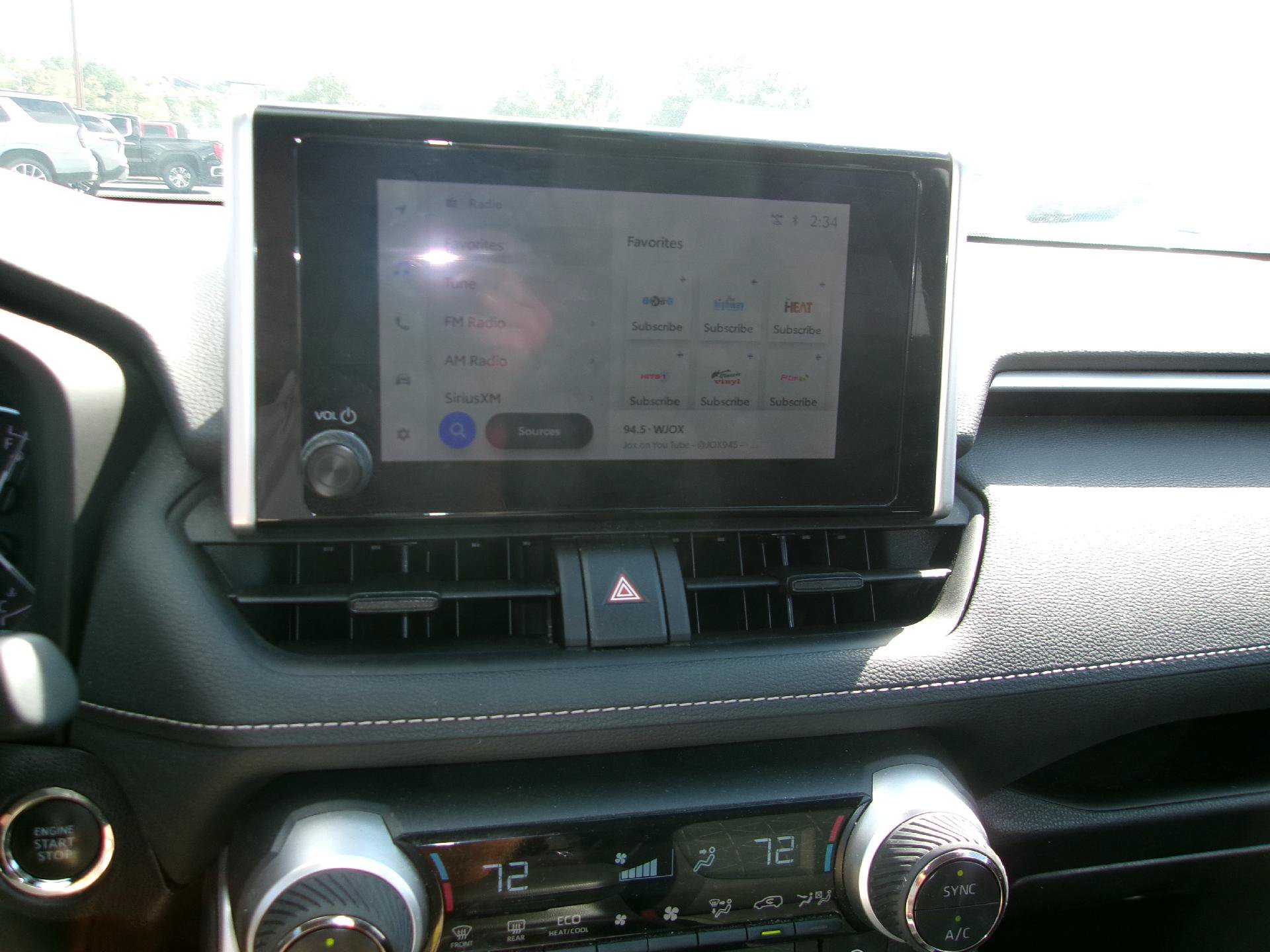 Used 2025 Toyota RAV4 XLE FWD image 13