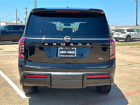 New 2026 Nissan Armada SL w/ Captain's Chari Seat Package AWD/4WD image 7