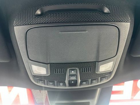 Used 2021 Ford Expedition XLT RWD image 17