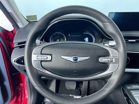 Used 2025 Genesis GV70 2.5T AWD/4WD image 15